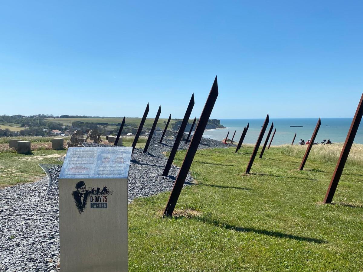 La Lumineuz Au Coeur Des Plages Du Debarquement Creully sur Seulles Bagian luar foto